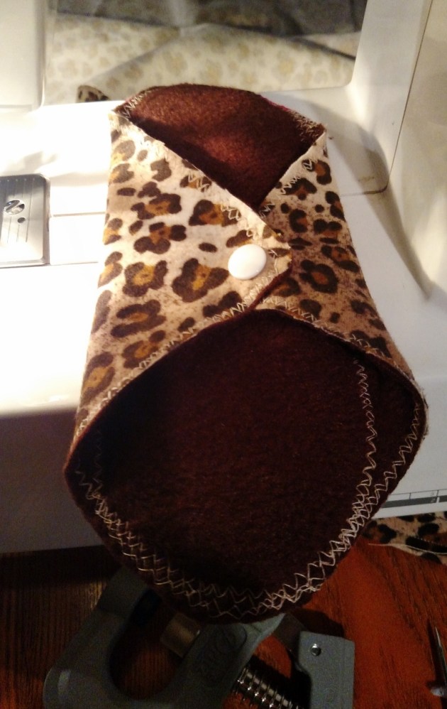 reusable-washable-homemade-maxi-pads 10 (808x1280)