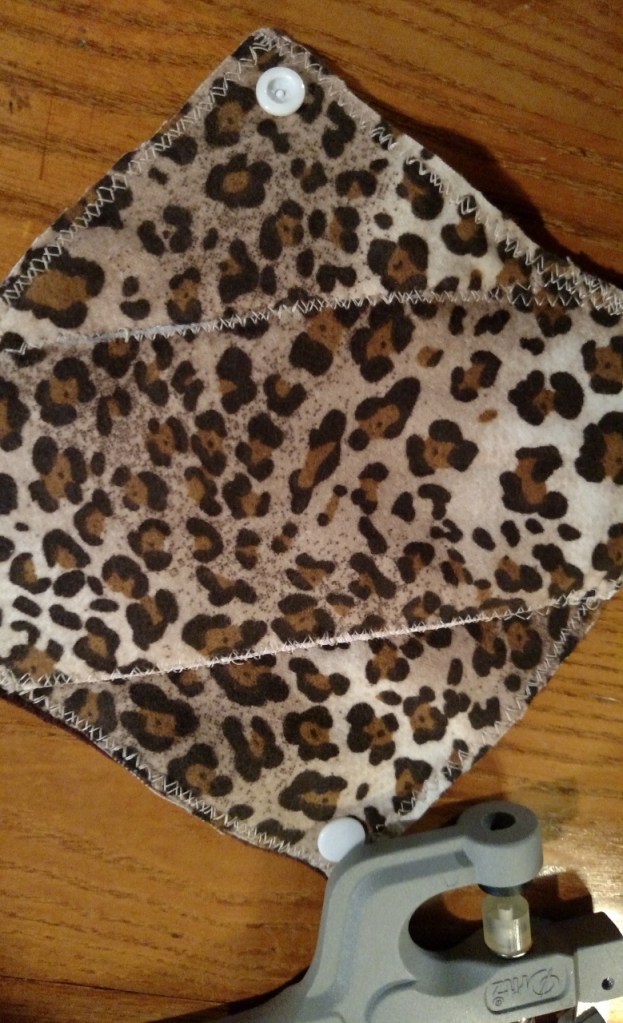 reusable-washable-homemade-maxi-pads 8 (779x1280)